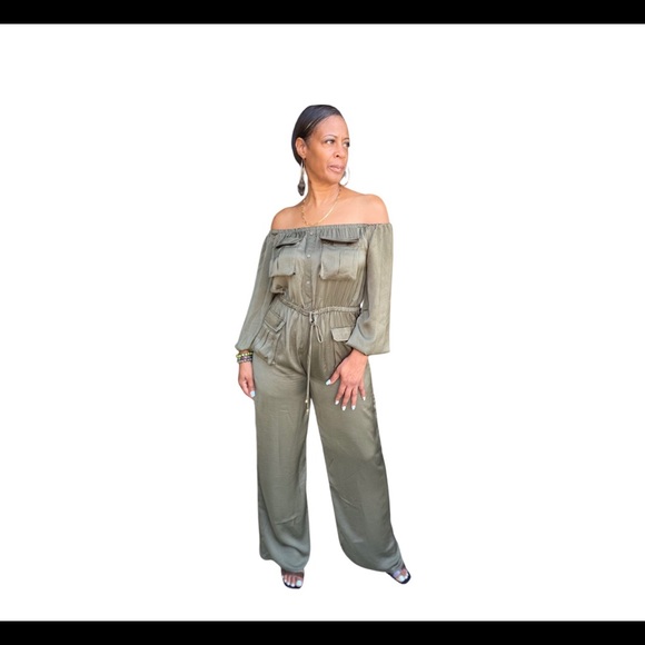 Olive Jumpsuit 🫒 - Picture 1 of 6
